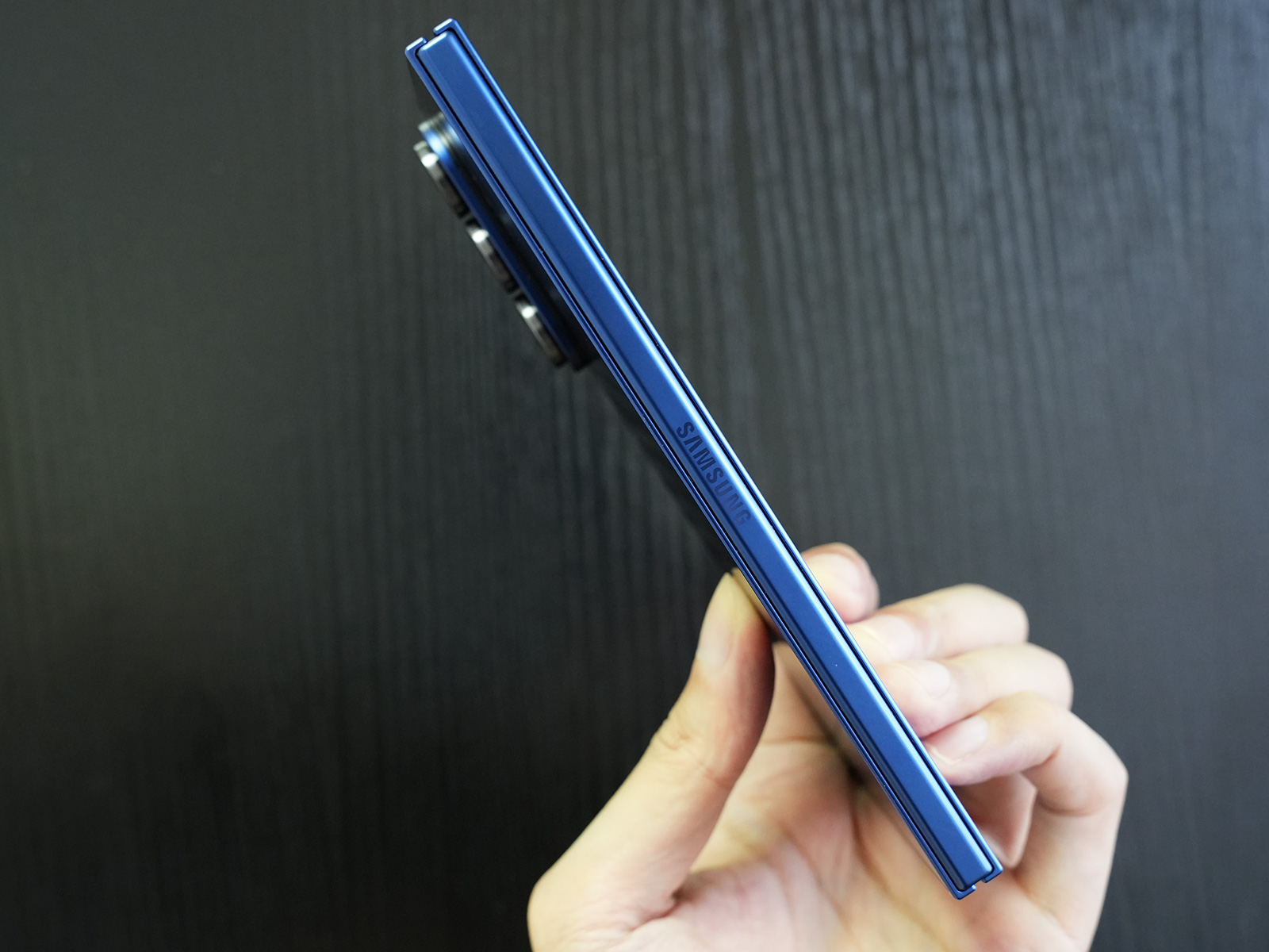 三星Galaxy Z Fold7評(píng)測(cè)：輕薄睿智，AI惹人愛(ài)